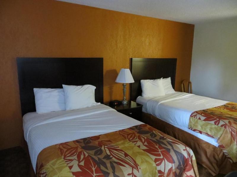 Comfort Inn & Suites Brentwood Exterior photo